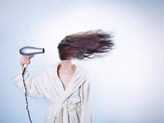 A haj gyorsan zsírosodik – hogyan lehet javítani a haj állapotán
