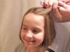 Prekrasne i nevjerojatne ideje za novogodišnje frizure za djevojčice: trenutne opcije sa fotografijama i izvođenje korak po korak za kosu različitih dužina Novogodišnje frizure za djevojčice